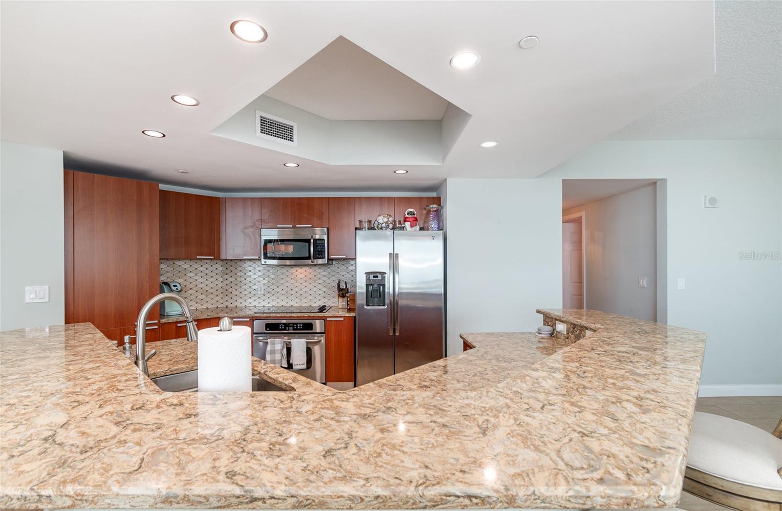Image 9 of 30 For 231 Riverside Drive 1702