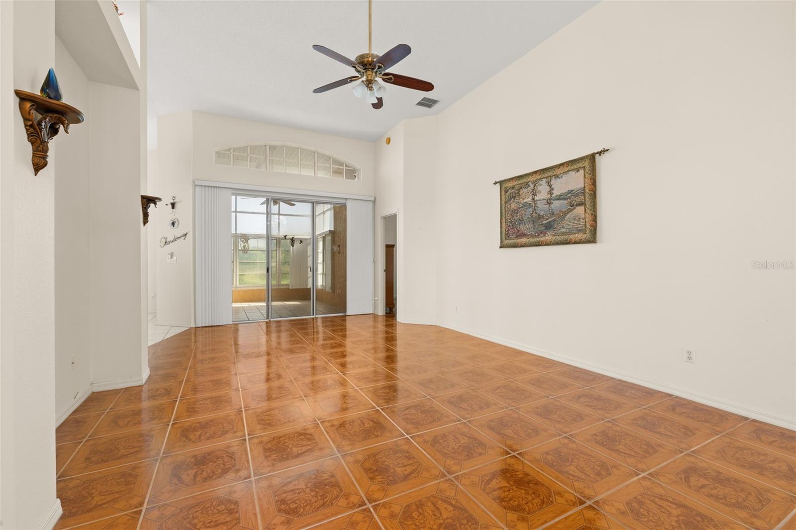 Image 33 of 65 For 322 High Vista Drive