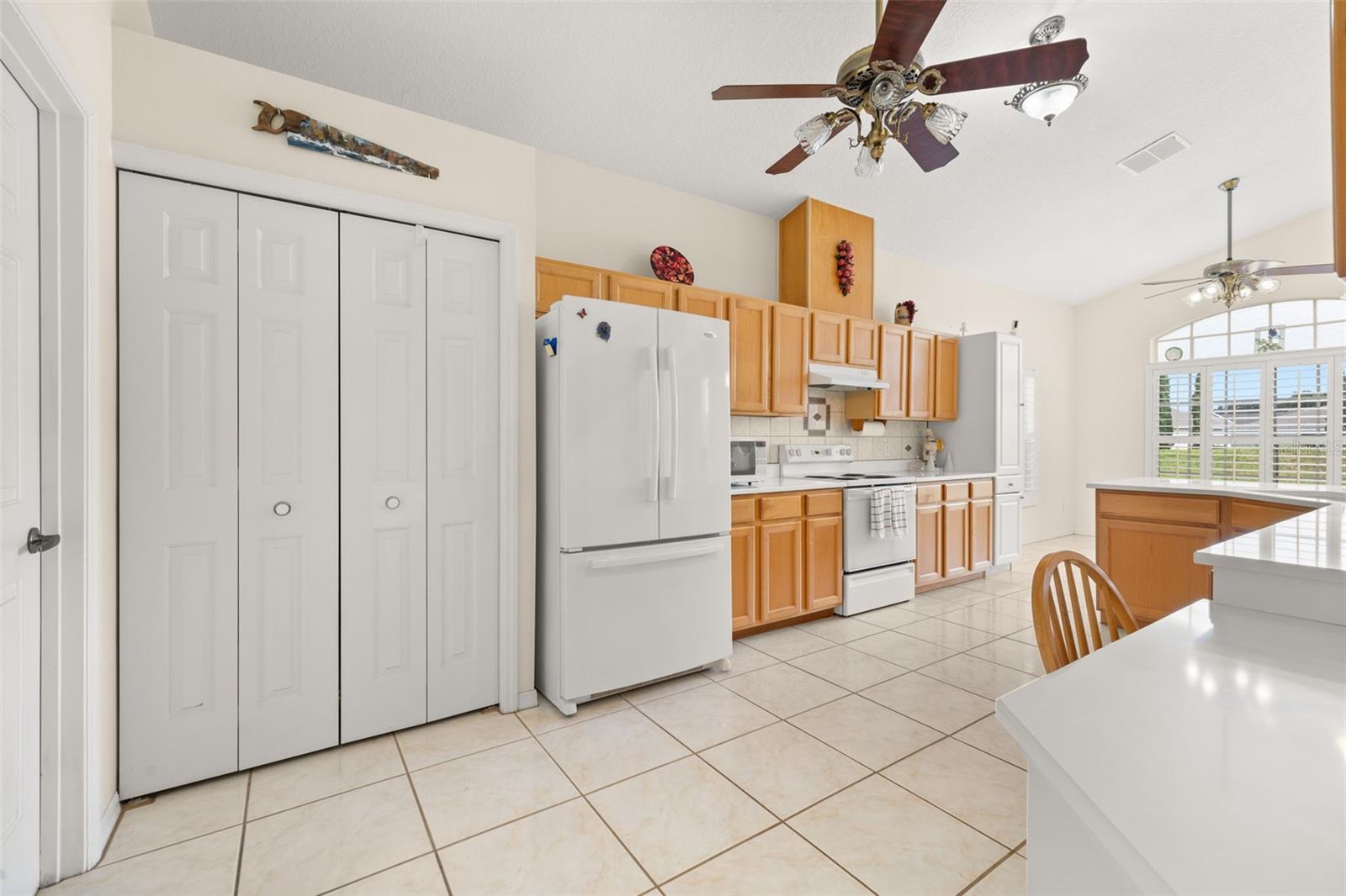 Image 43 of 65 For 322 High Vista Drive