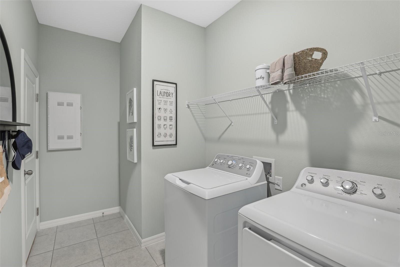 Image 22 of 34 For 9162 Harris Hawk Drive