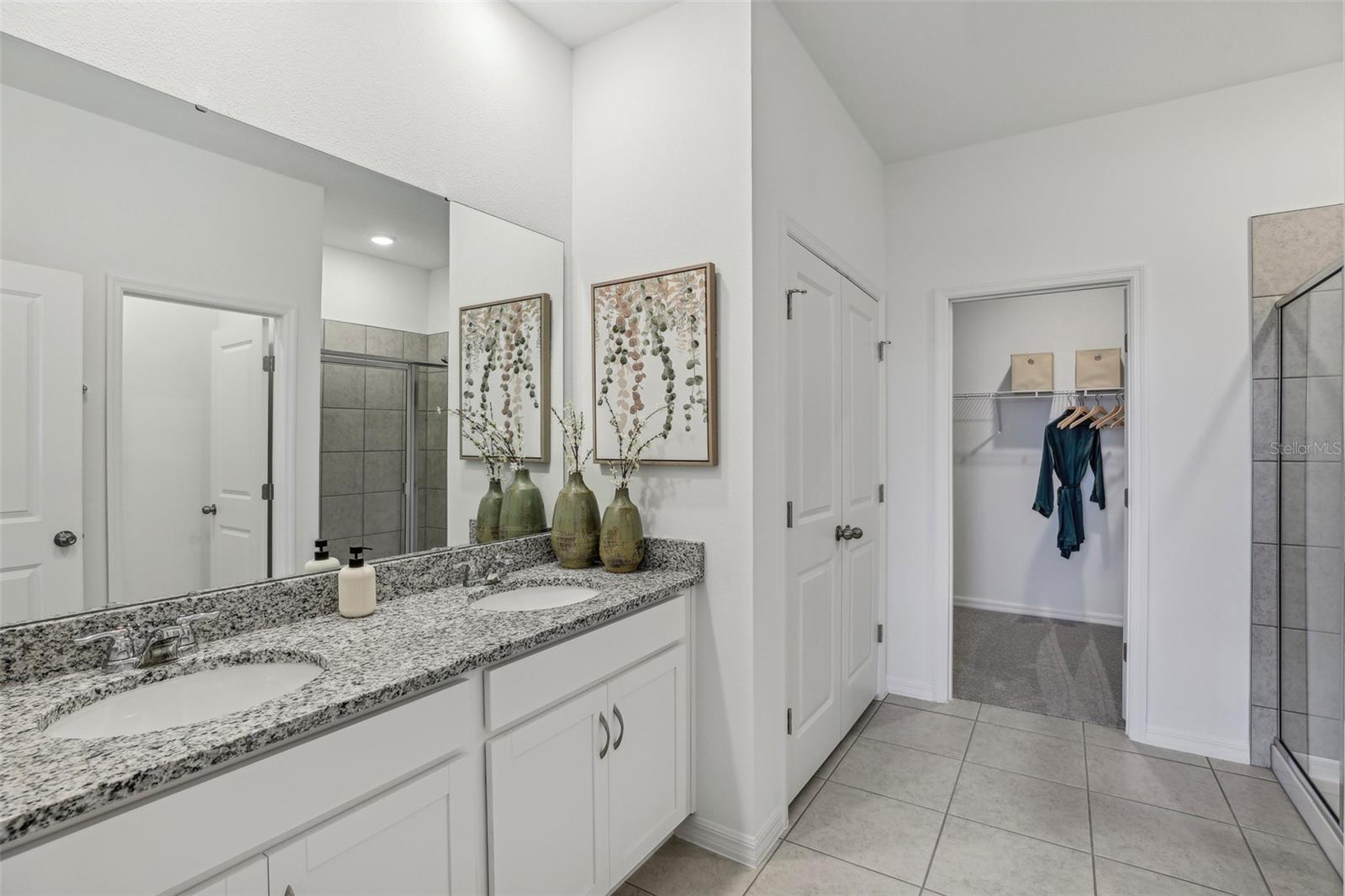 Image 28 of 34 For 9162 Harris Hawk Drive
