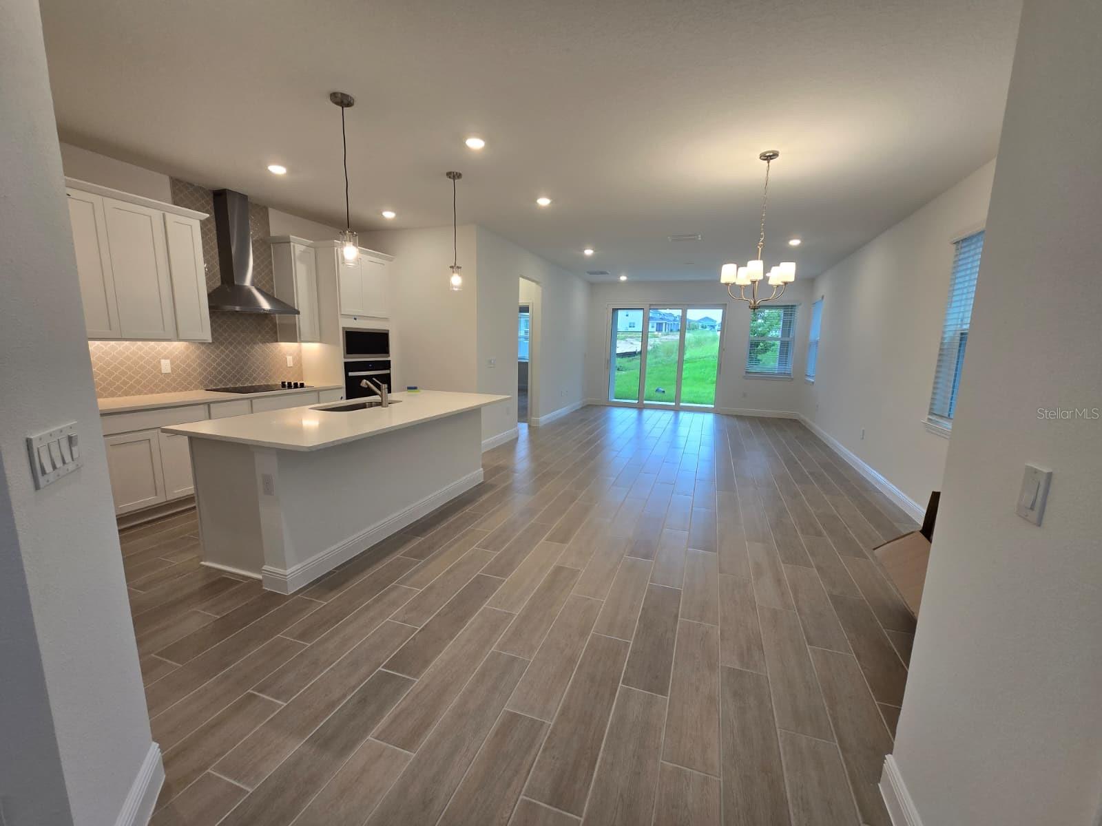 Image 4 of 35 For 2303 Juniper Berry Drive