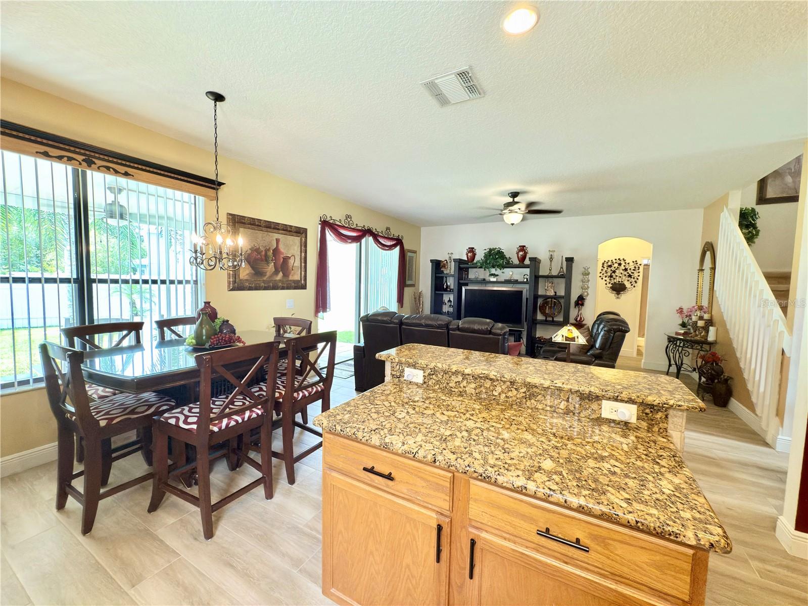 Image 8 of 35 For 1713 Oak Grove Chase Drive
