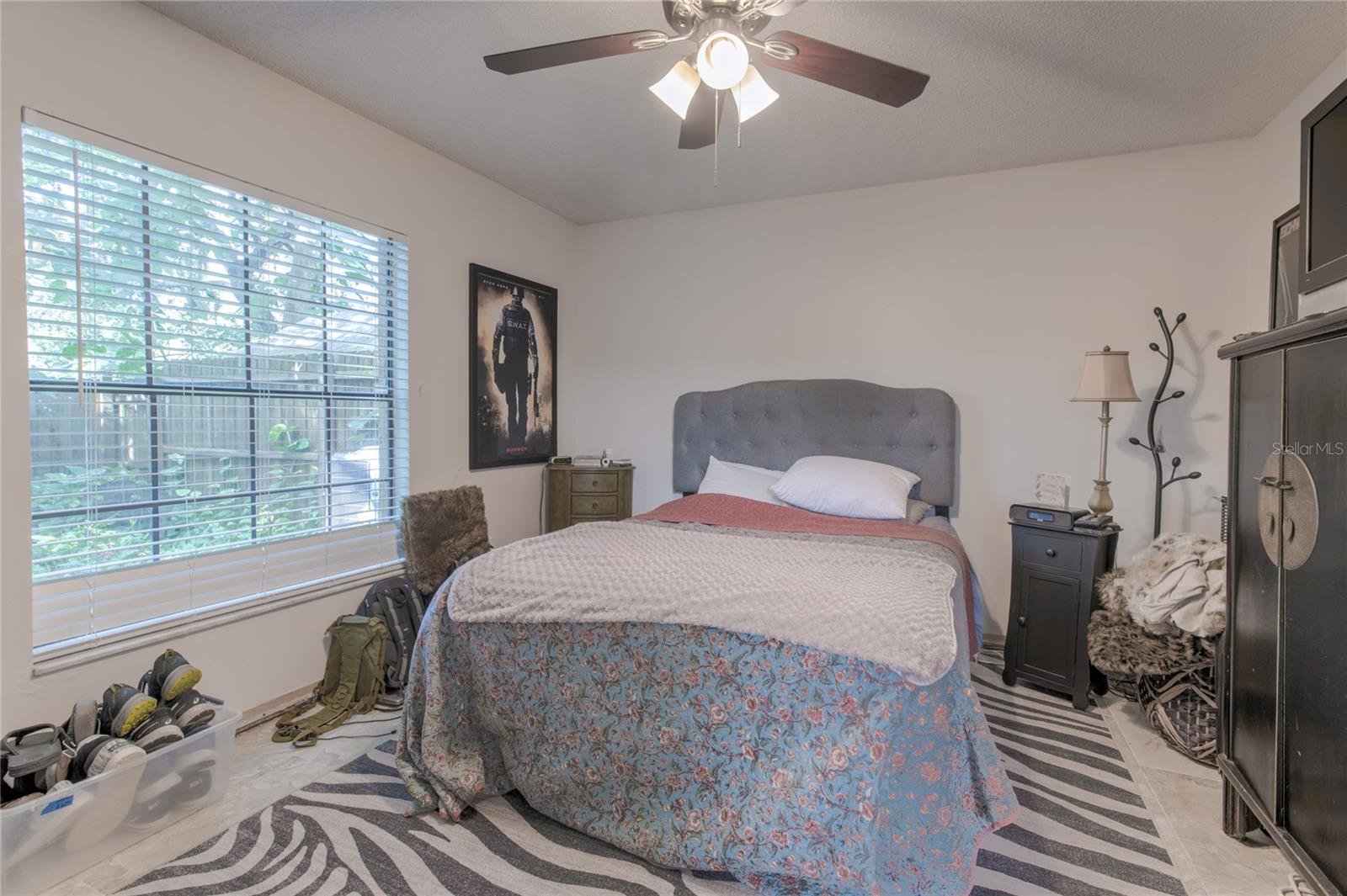 Image 12 of 19 For 9932 Timber Oaks Court 12