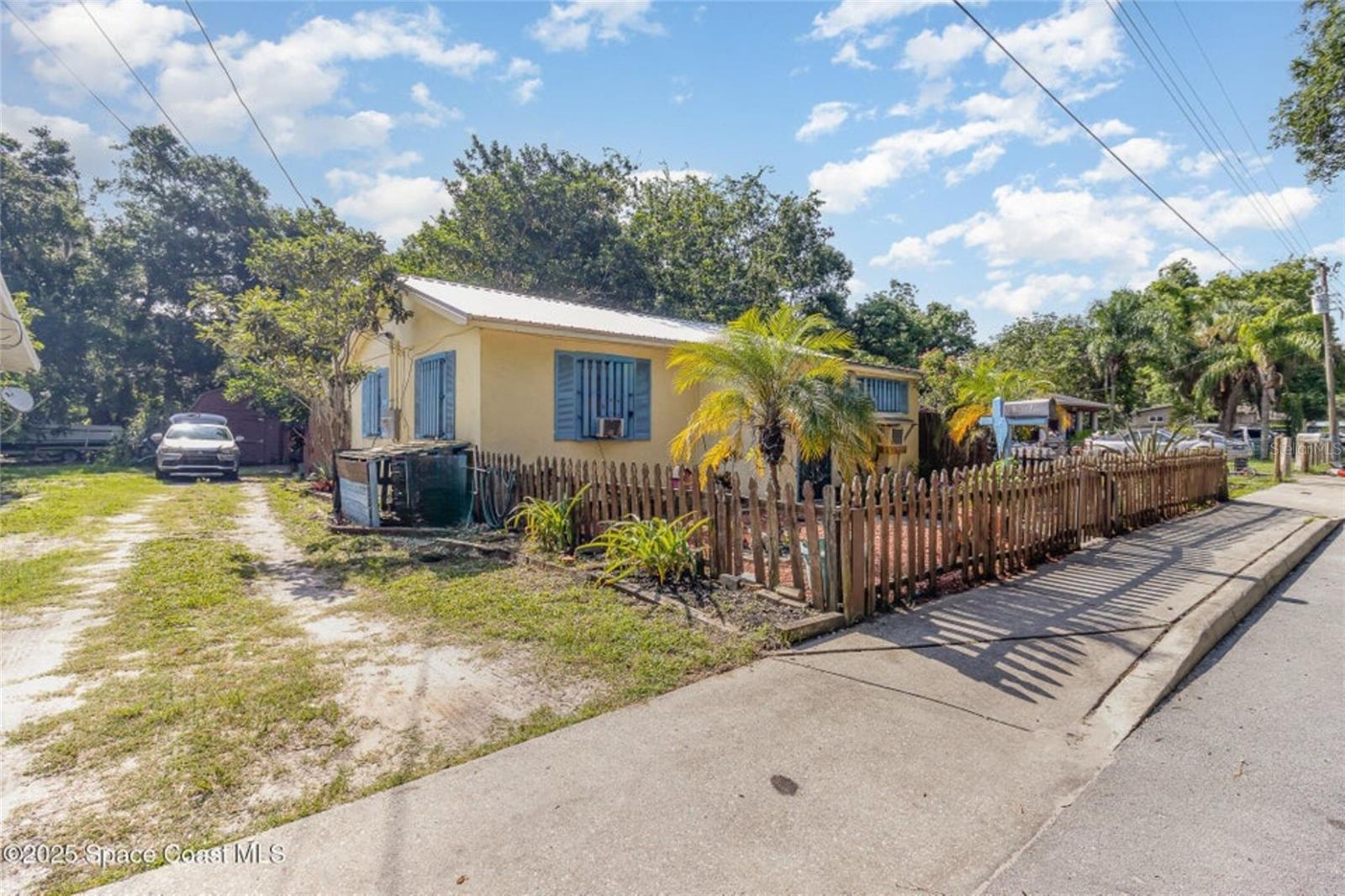Image 2 of 15 For 2677 Marigold Avenue