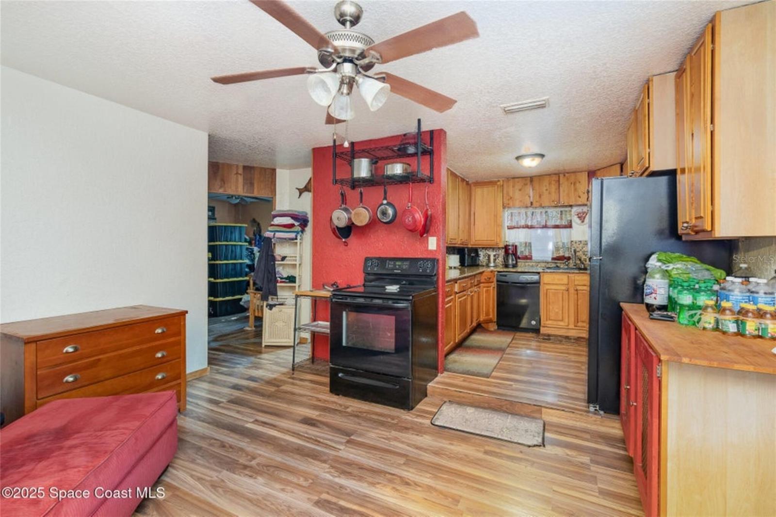 Image 3 of 15 For 2677 Marigold Avenue
