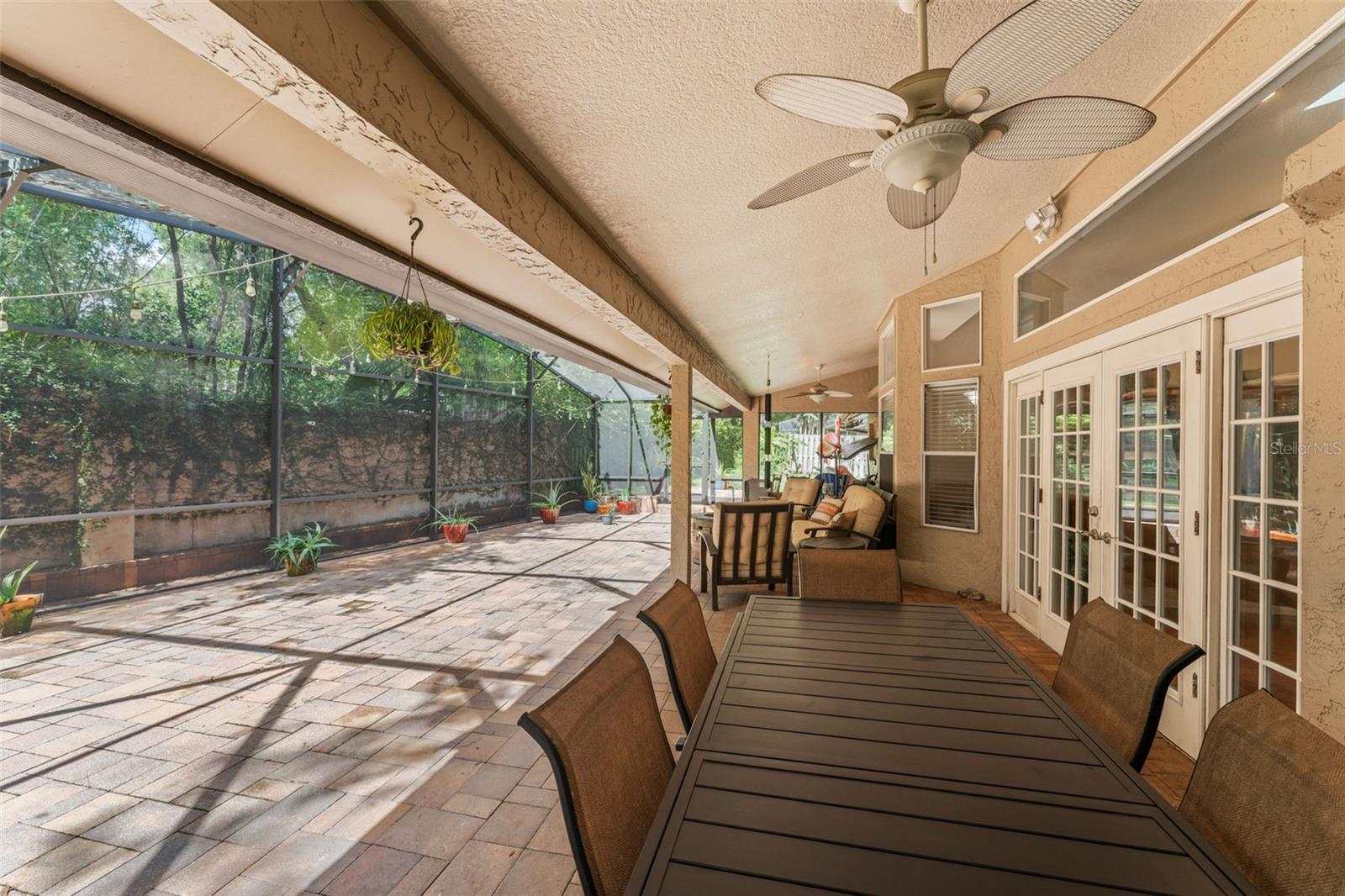 Image 39 of 51 For 942 Deerwood Loop