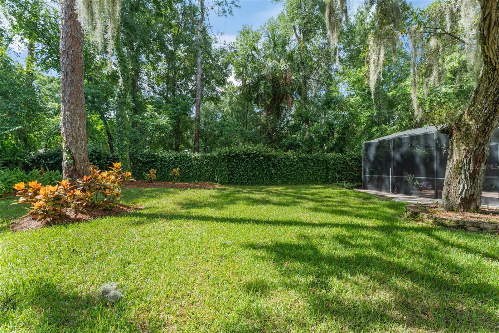 Image 43 of 51 For 942 Deerwood Loop