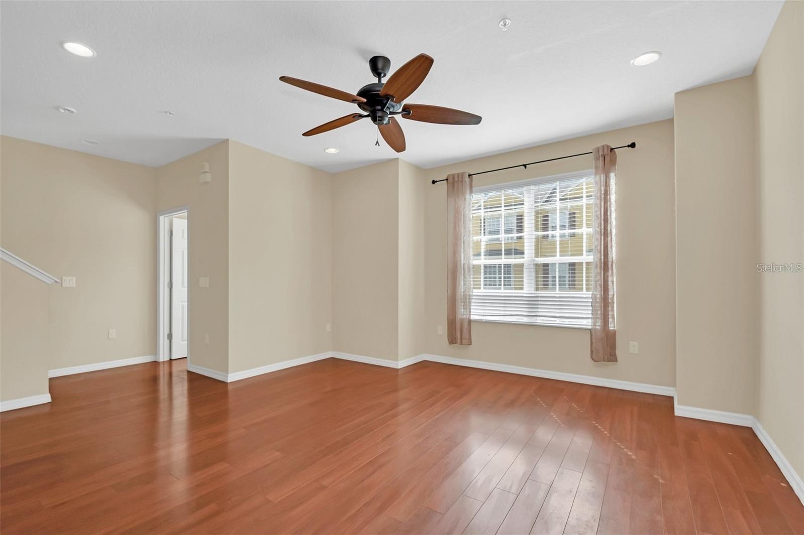Image 5 of 23 For 655 Pensacola Lane