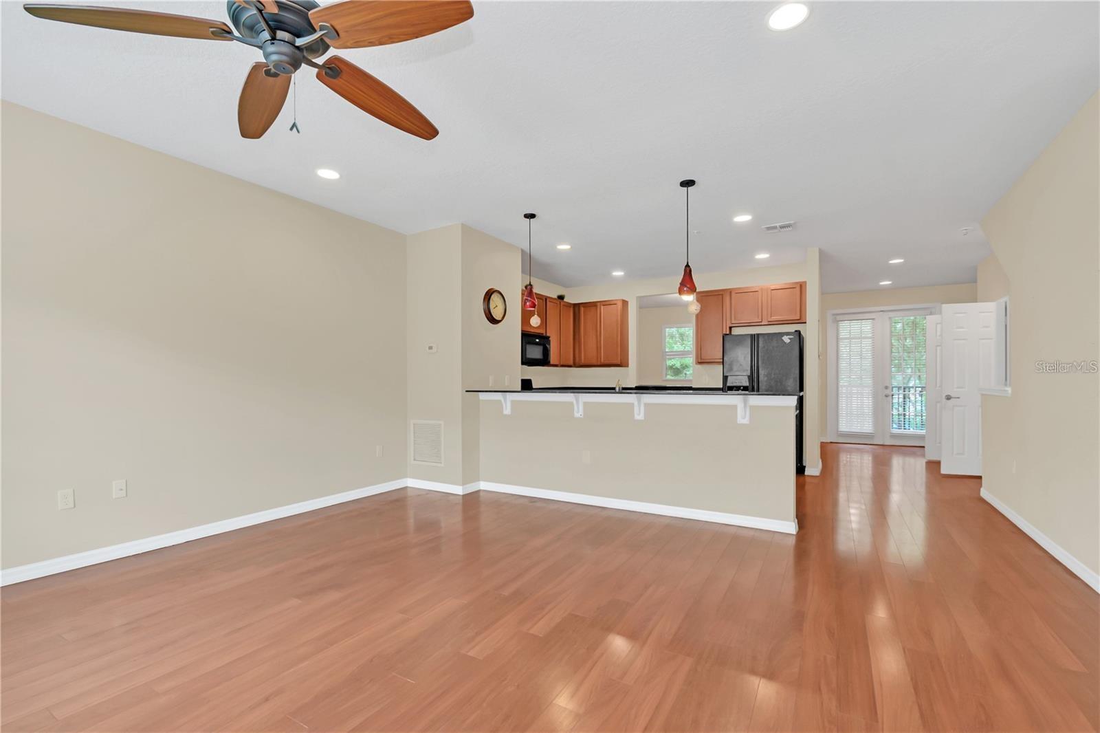 Image 7 of 23 For 655 Pensacola Lane