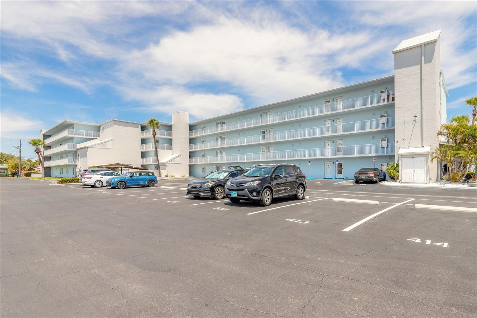 Image 4 of 19 For 3700 Atlantic Avenue 303
