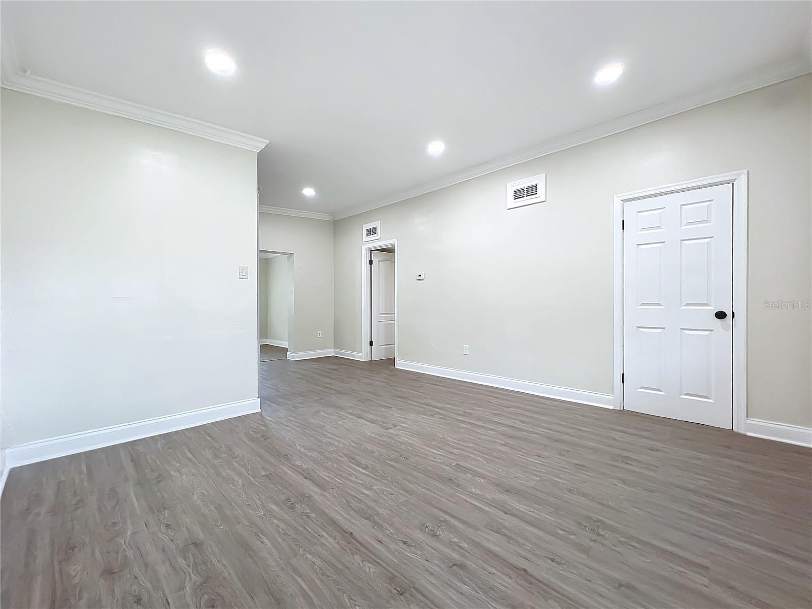 Image 10 of 55 For 4520 Lawne Court