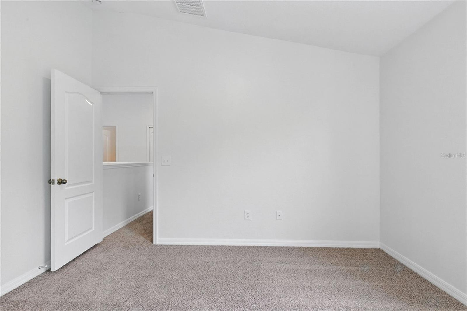 Image 44 of 52 For 9815 Edmonton Drive