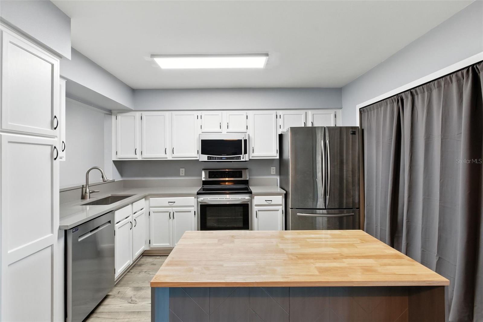 Image 12 of 47 For 2992 Lowell Court