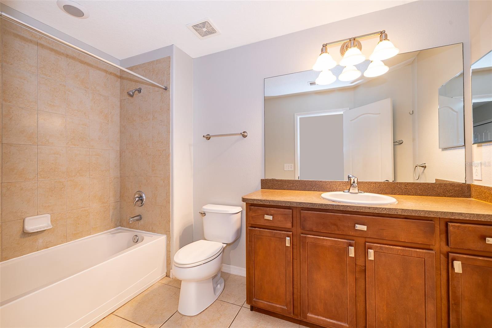 Image 17 of 31 For 3039 Rodrick Circle 3093