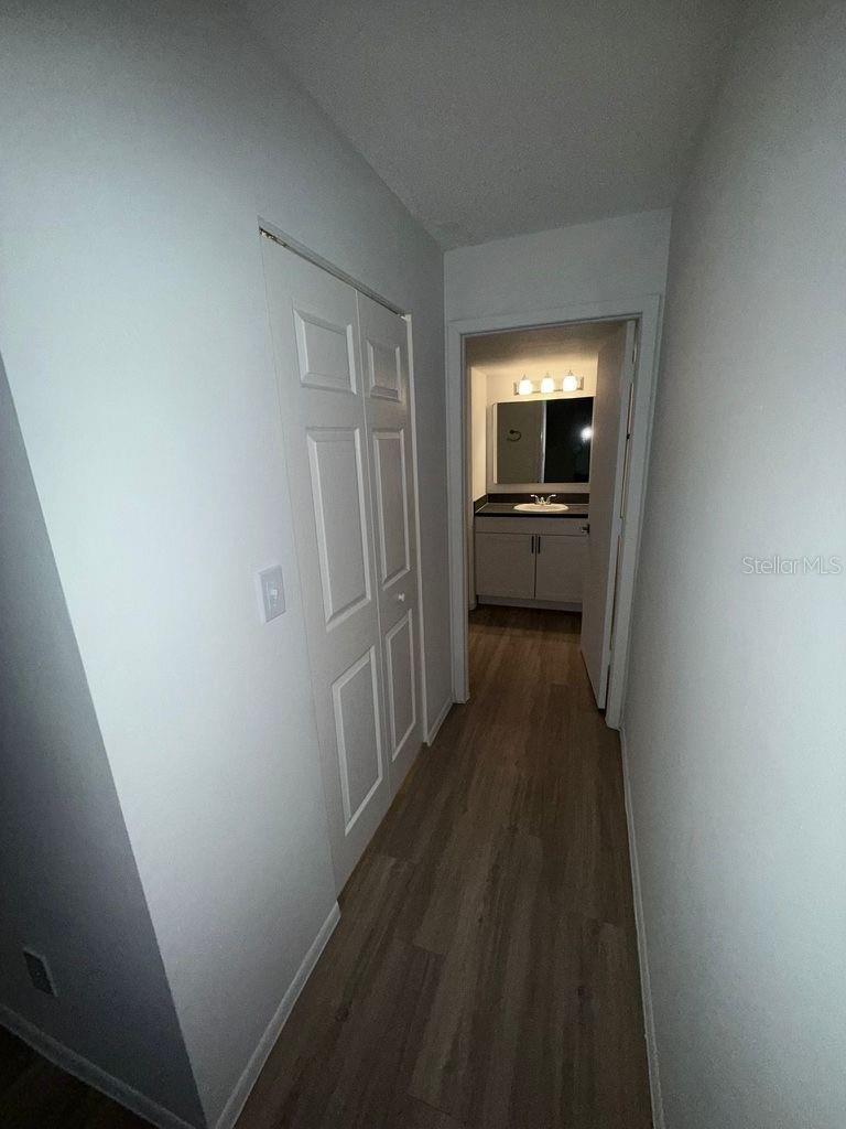 Image 4 of 10 For 5313 Summerlin Road 1302