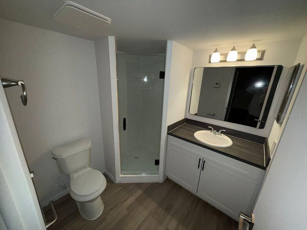 Image 6 of 10 For 5313 Summerlin Road 1302