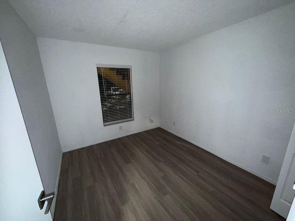 Image 8 of 10 For 5313 Summerlin Road 1302