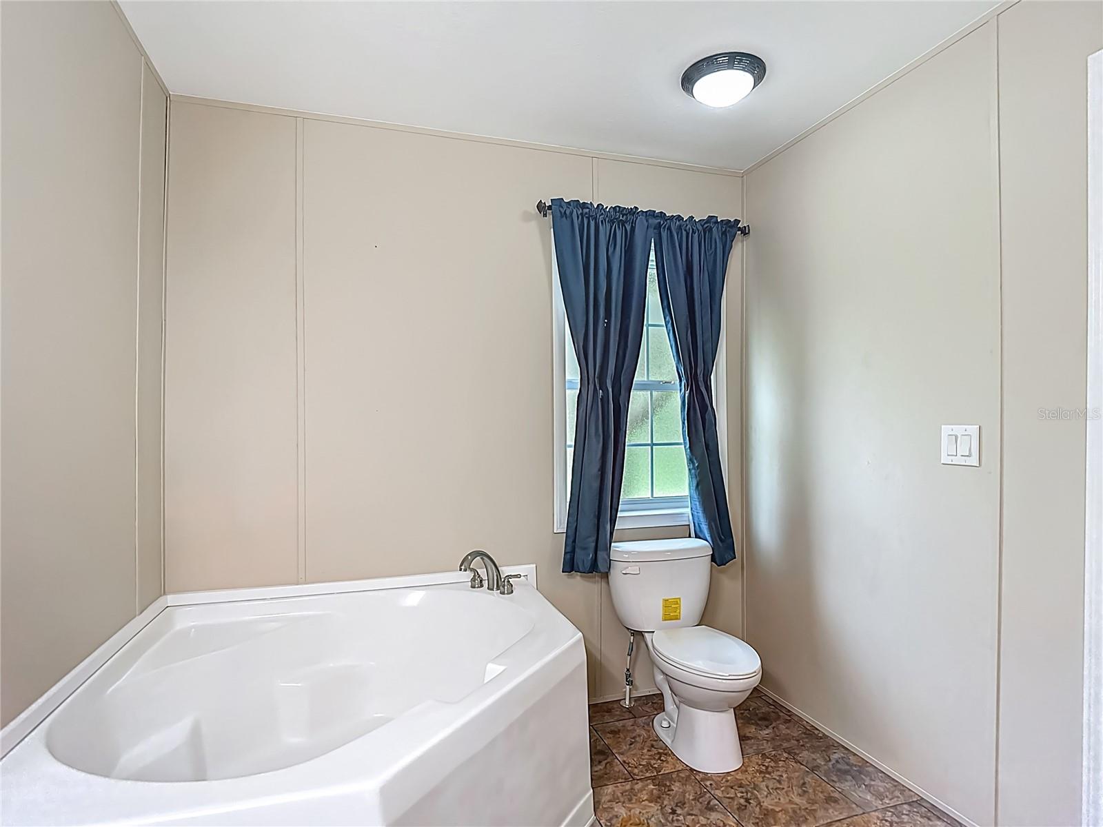 Image 25 of 54 For 7515 Rooks Drive