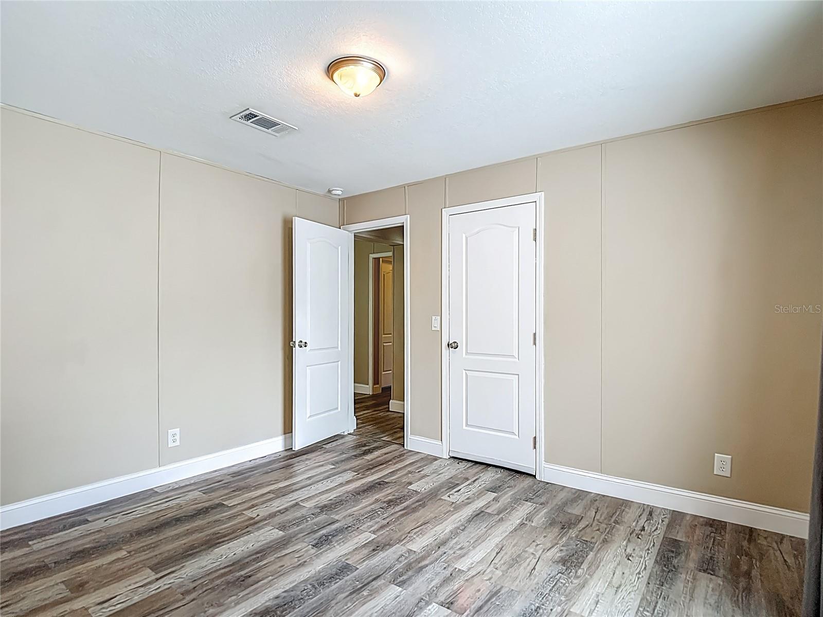 Image 35 of 54 For 7515 Rooks Drive
