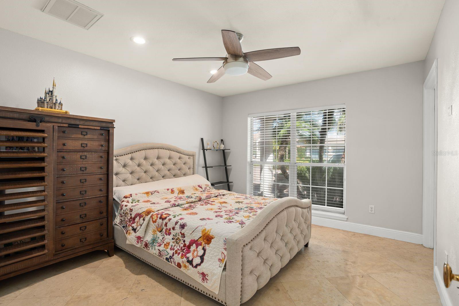 Image 9 of 33 For 5950 Masters Boulevard