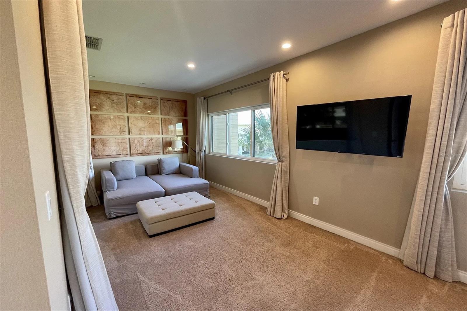Image 19 of 34 For 7590 Brooklyn Drive