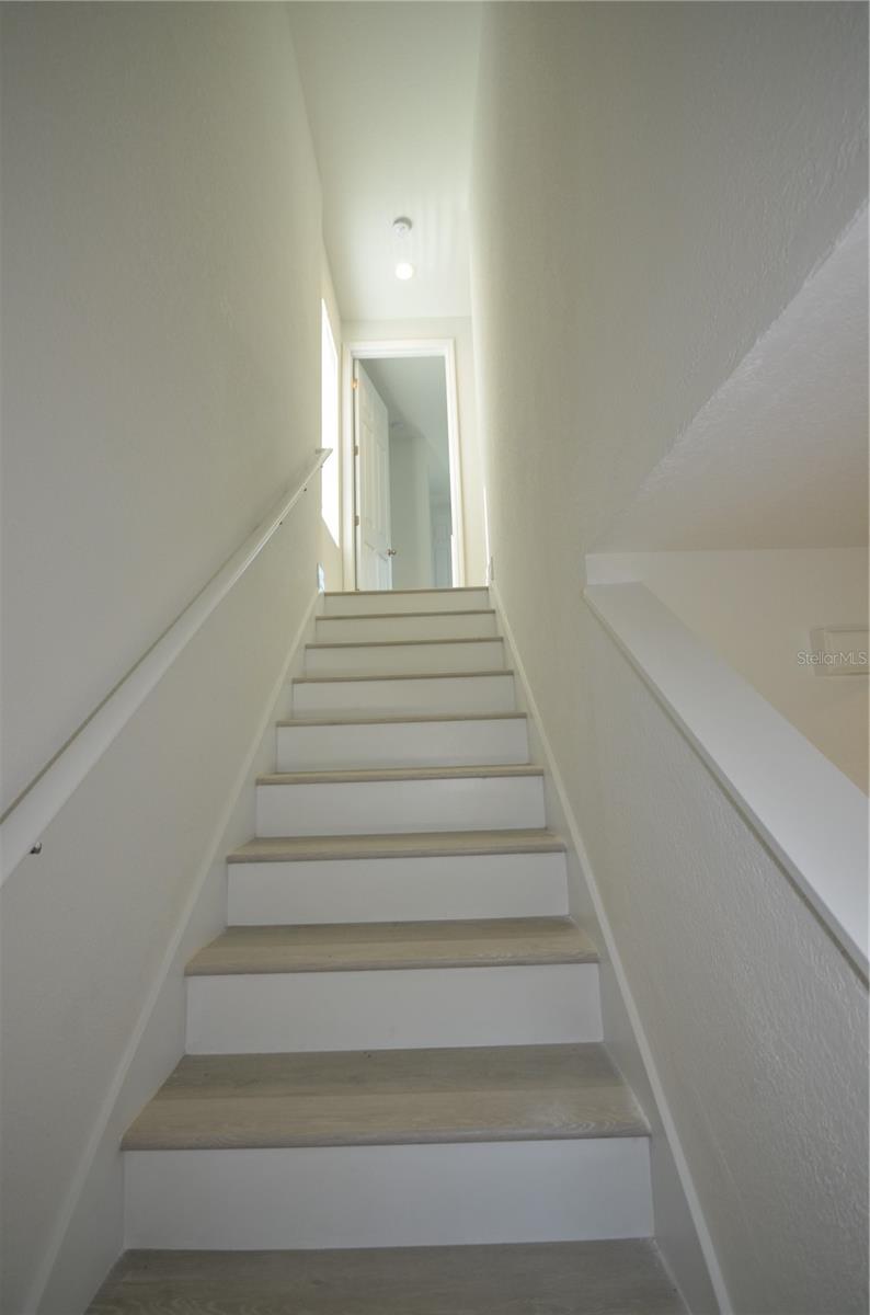 Image 20 of 45 For 272 Pelton Circle