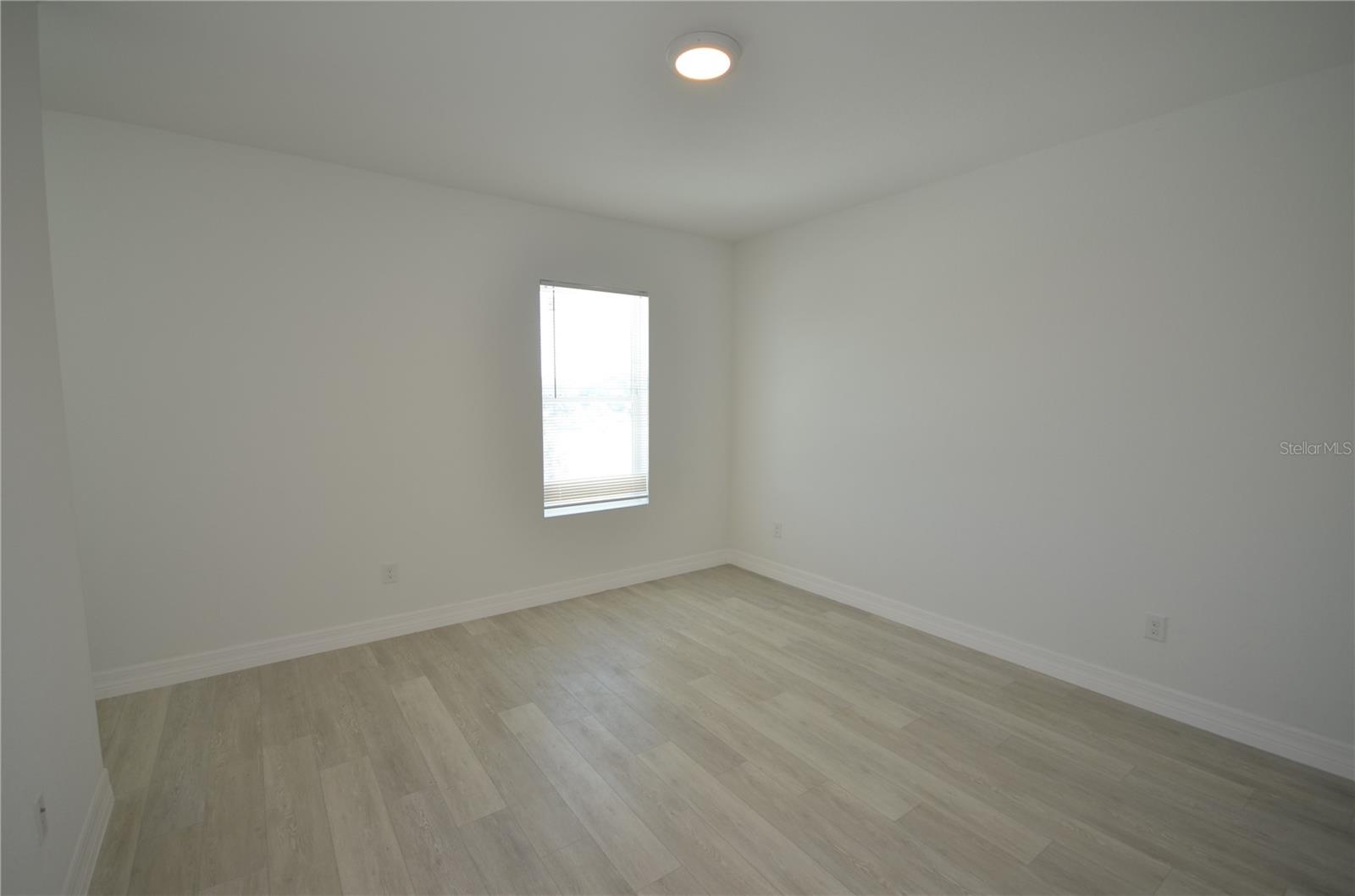 Image 31 of 45 For 272 Pelton Circle