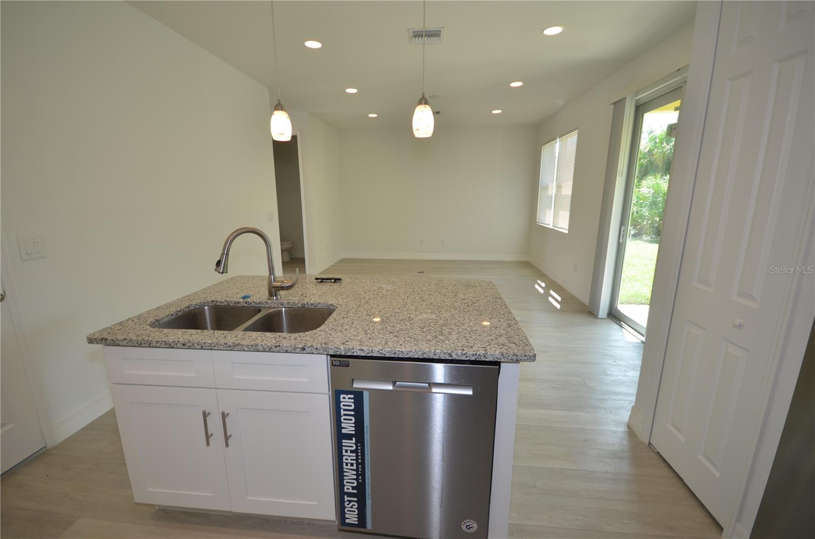 Image 7 of 45 For 272 Pelton Circle