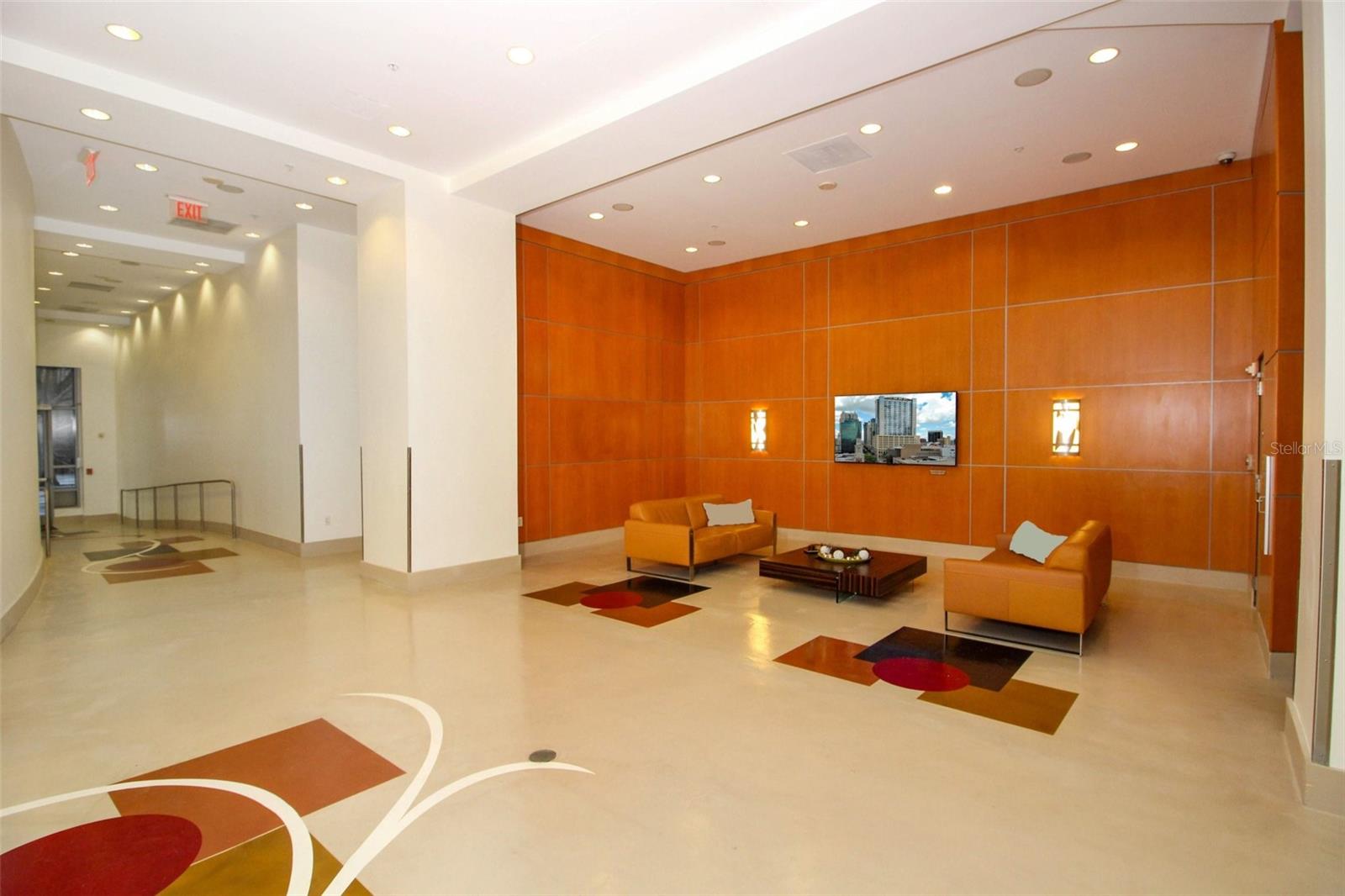 Image 7 of 56 For 155 Court Avenue 1102