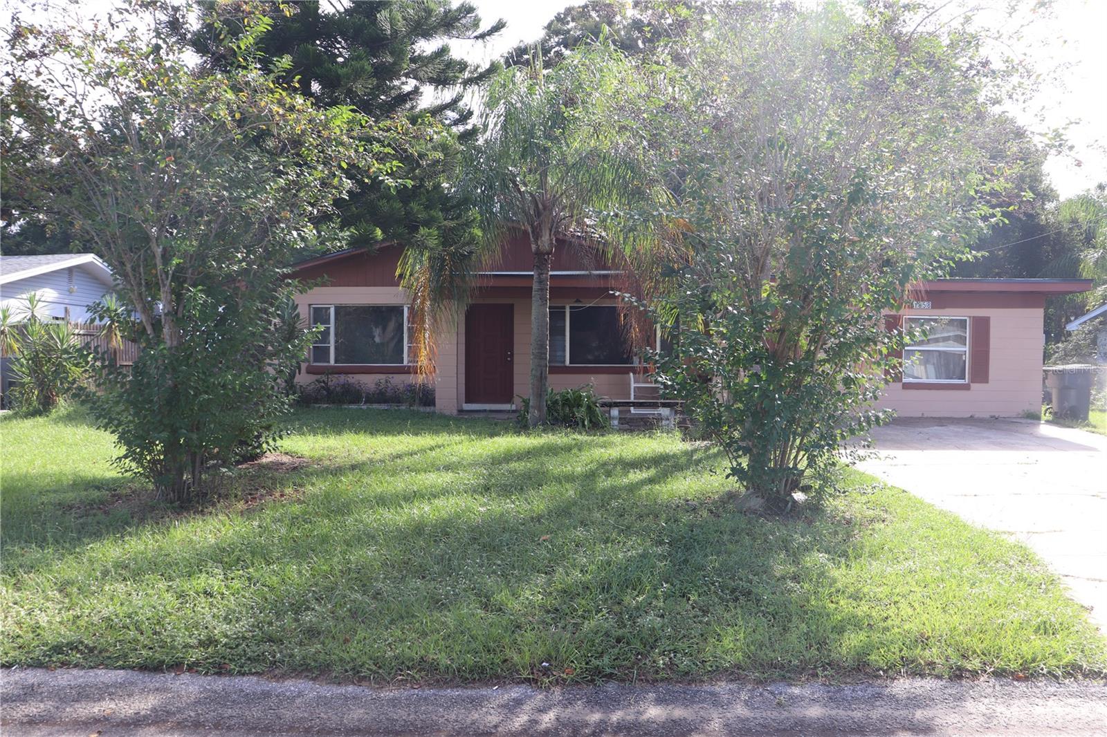 Details for 1858 4th Street Se, WINTER HAVEN, FL 33880