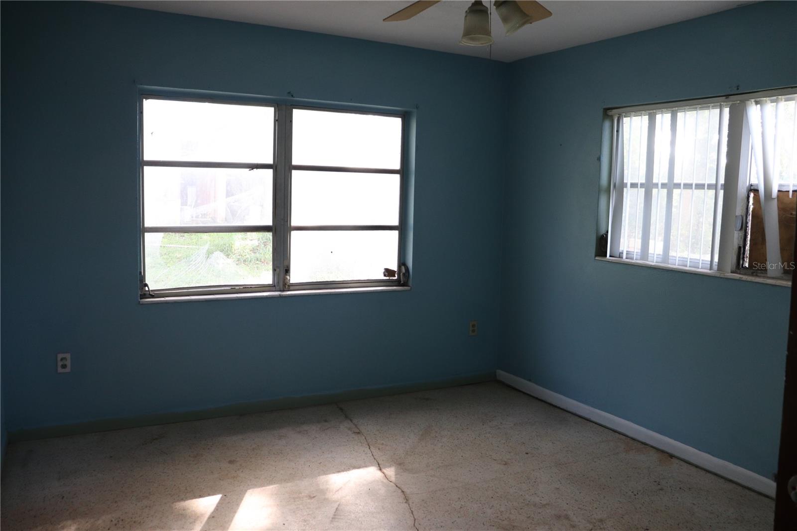 Image 20 of 40 For 1858 4th Street Se