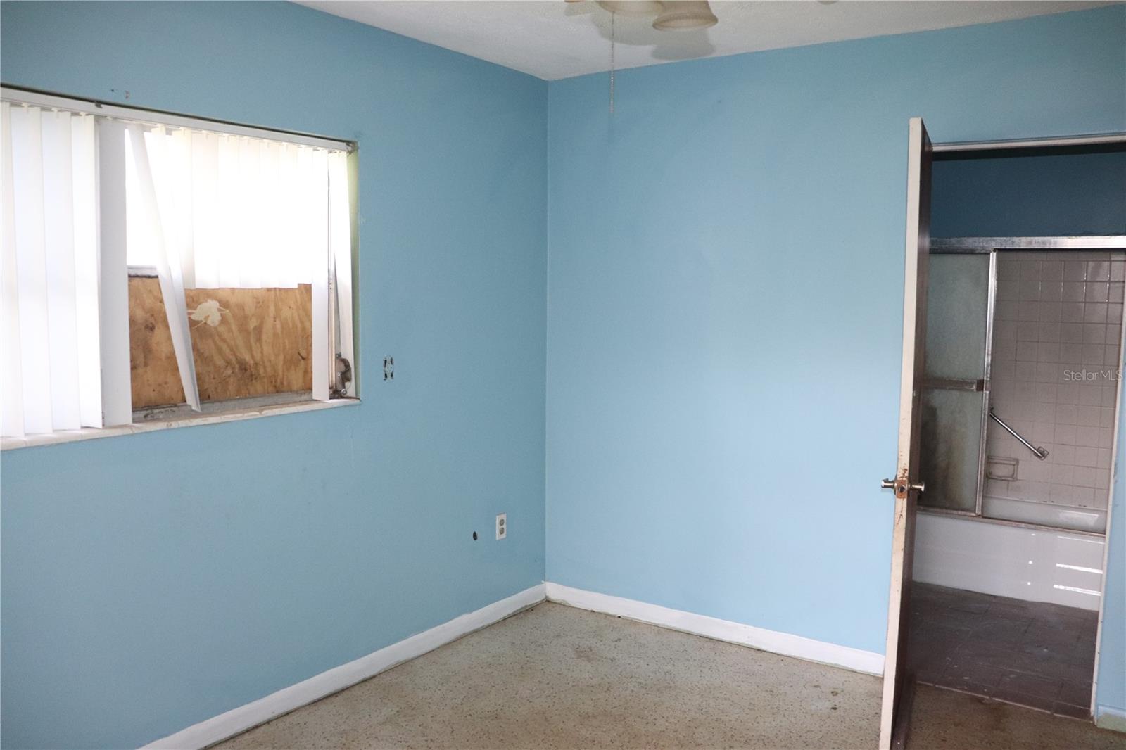 Image 21 of 40 For 1858 4th Street Se