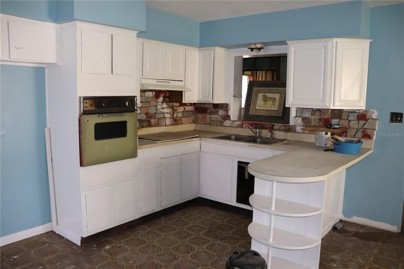 Image 8 of 40 For 1858 4th Street Se