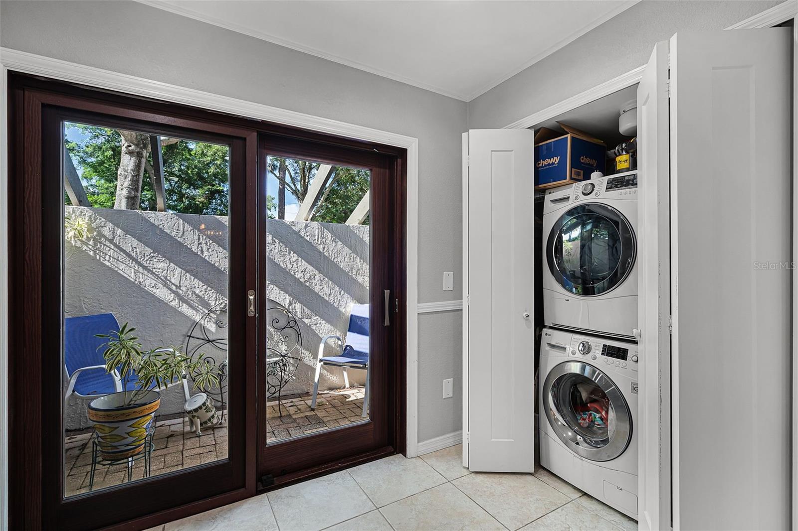 Image 12 of 33 For 2358 Sun Valley Circle