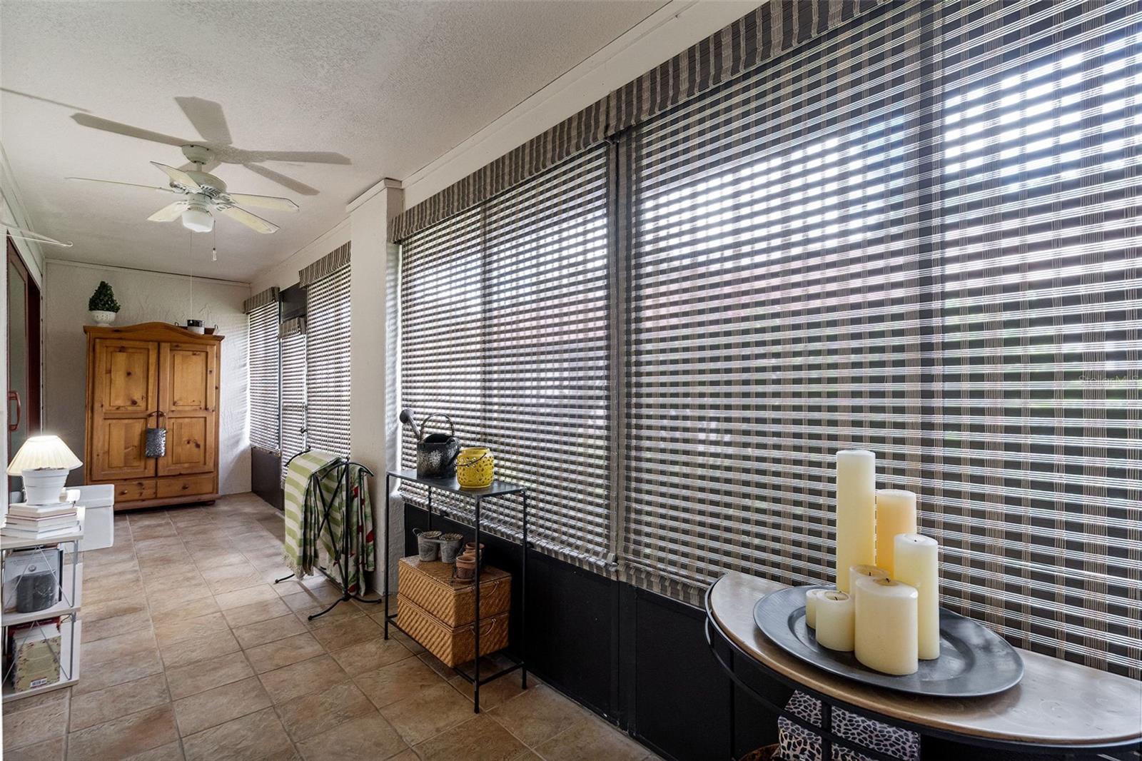 Image 21 of 33 For 2358 Sun Valley Circle
