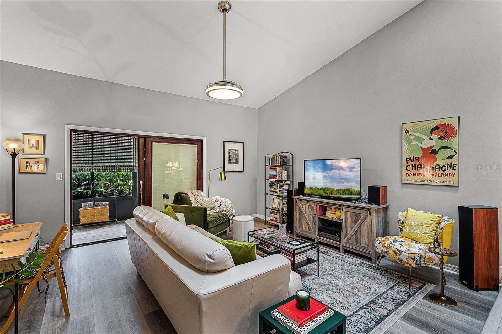 Image 5 of 33 For 2358 Sun Valley Circle