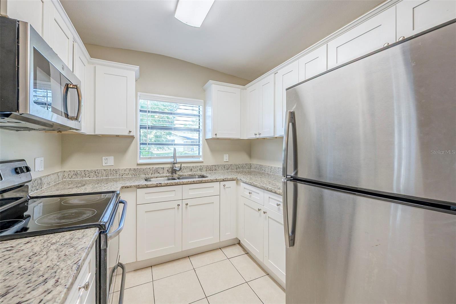 Image 11 of 35 For 6103 Bolling Drive