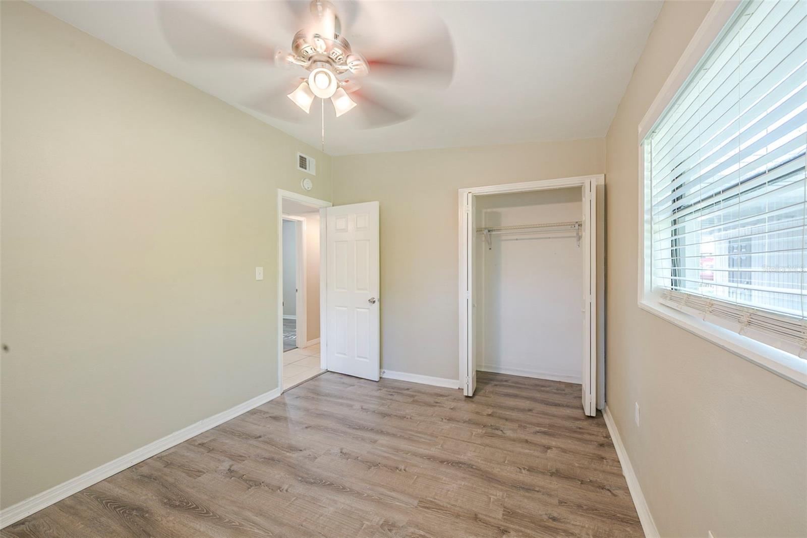 Image 22 of 35 For 6103 Bolling Drive