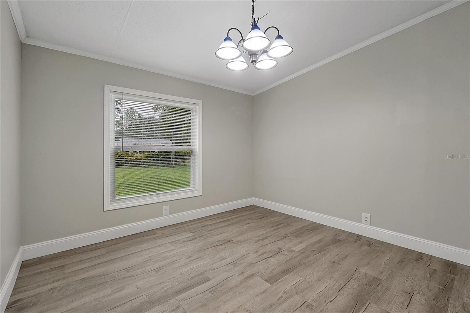 Image 13 of 40 For 18137 Hollister Road