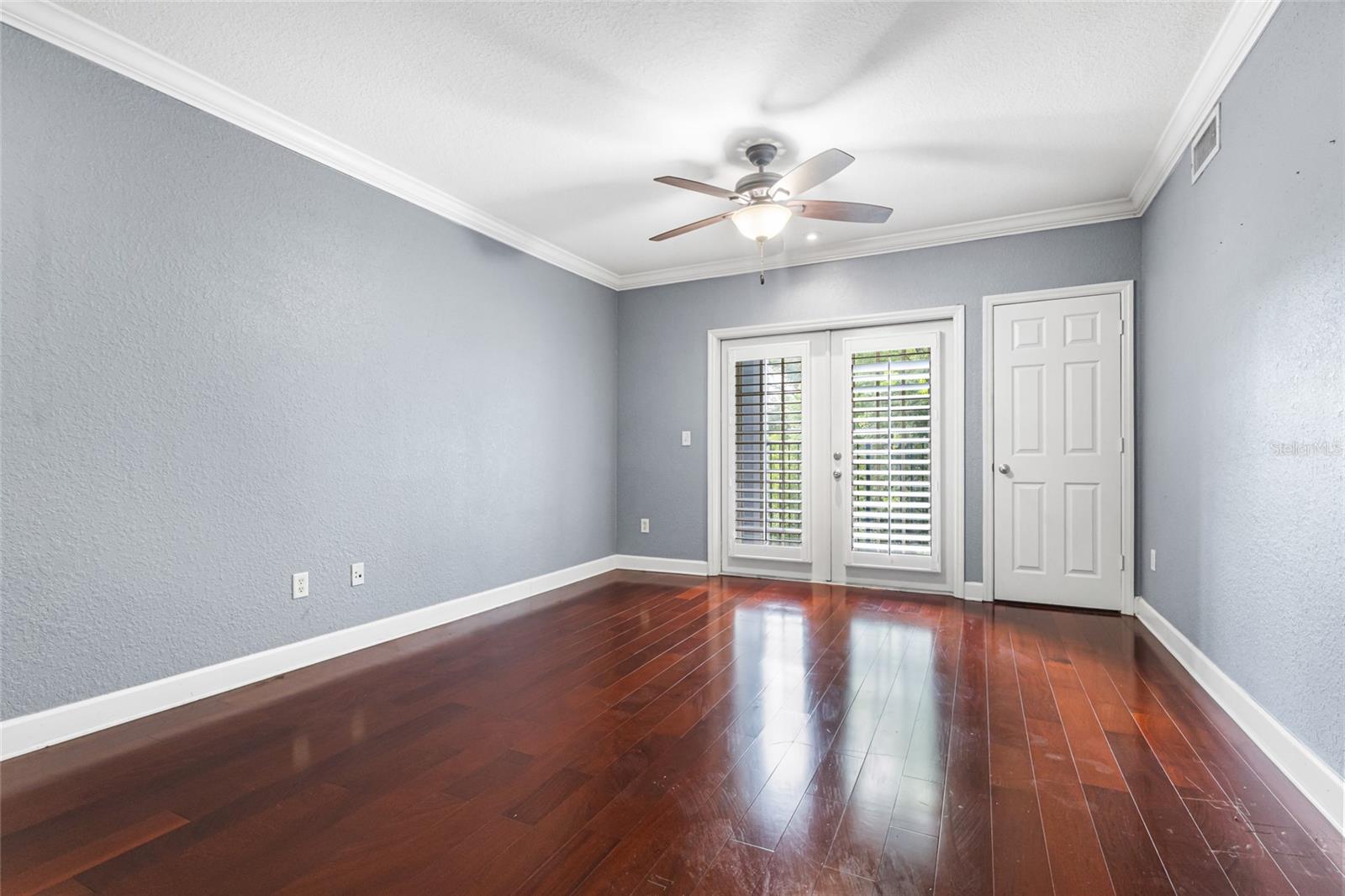 Image 10 of 20 For 304 South Street 4023