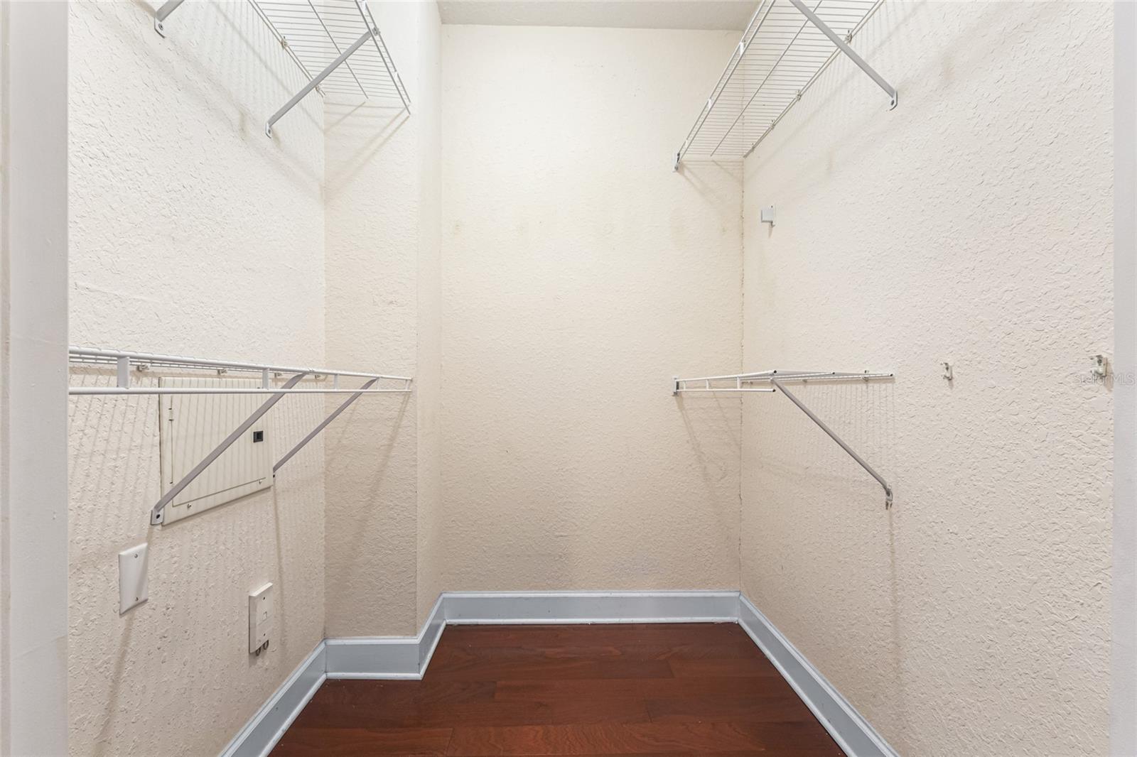 Image 12 of 20 For 304 South Street 4023