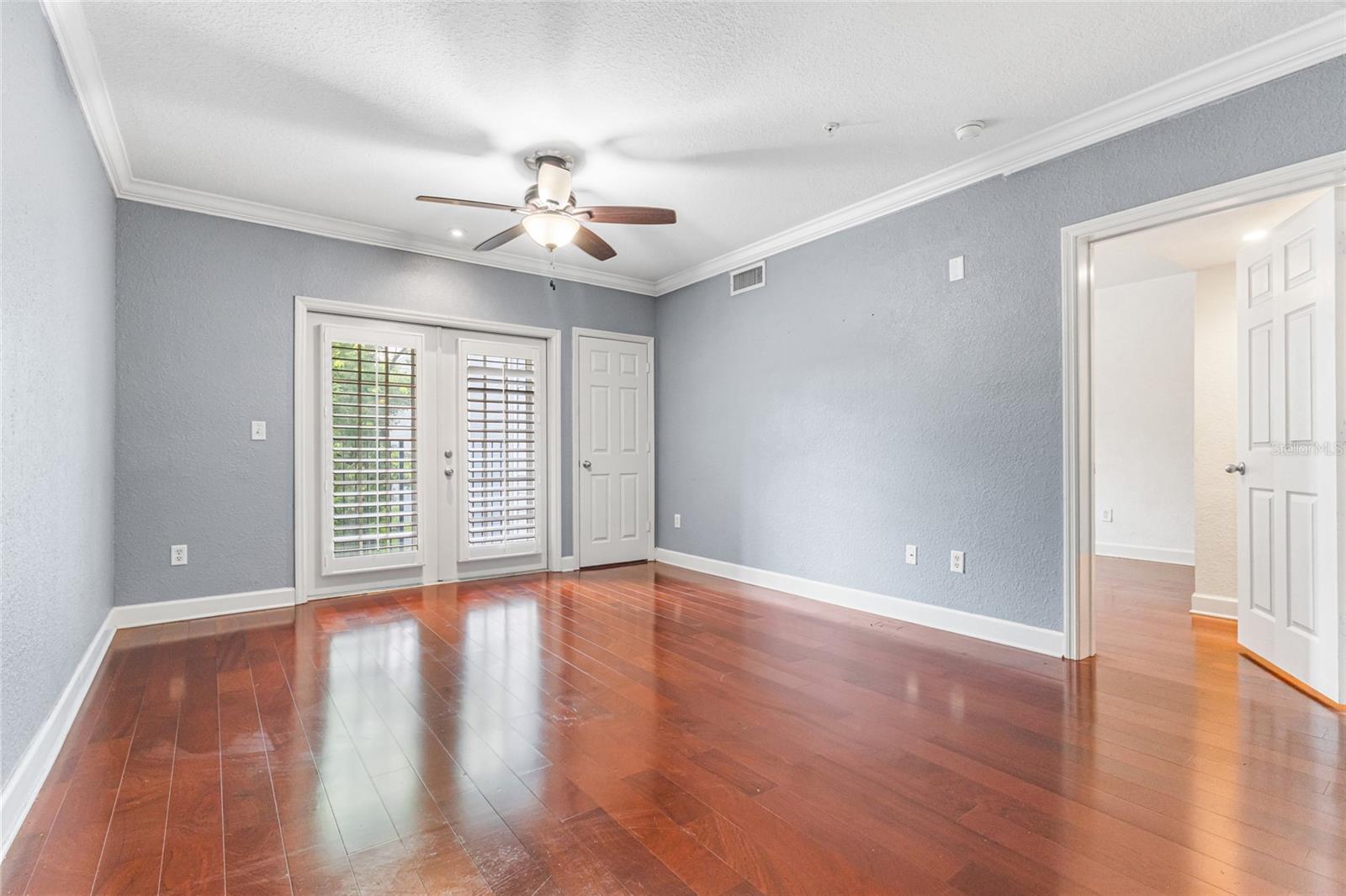 Image 4 of 20 For 304 South Street 4023