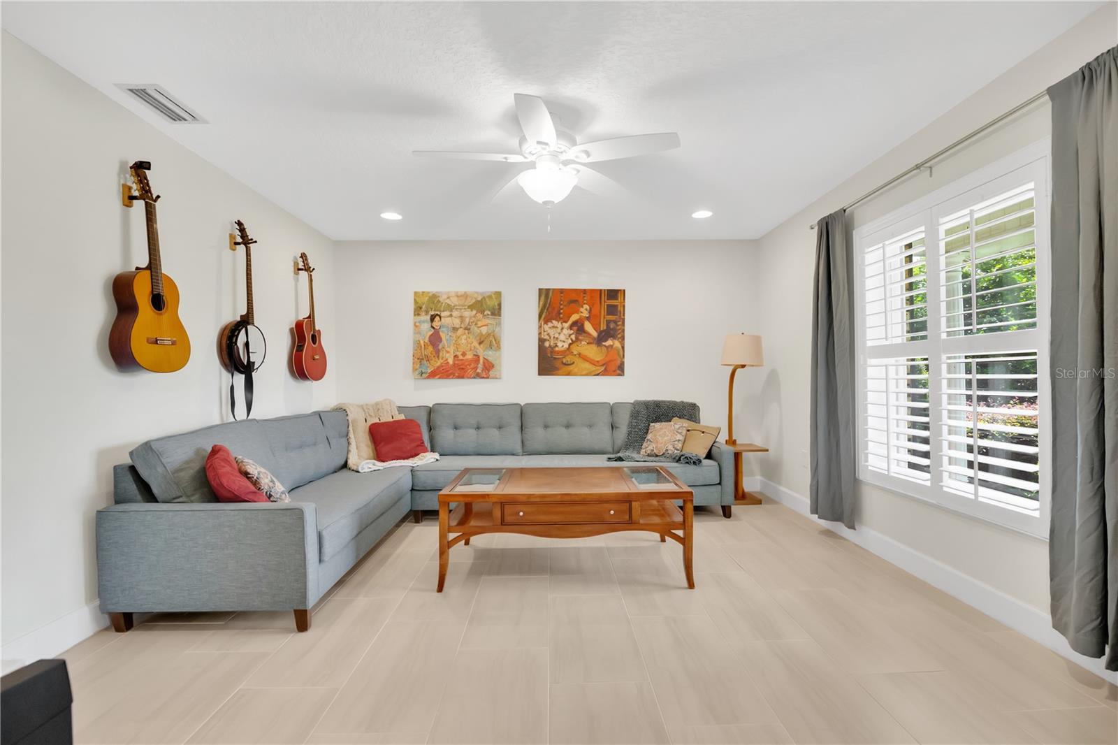 Image 6 of 38 For 5214 Jade Circle