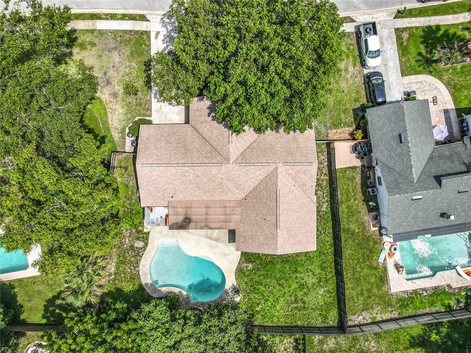 Image 75 of 84 For 293 Cambridge Drive