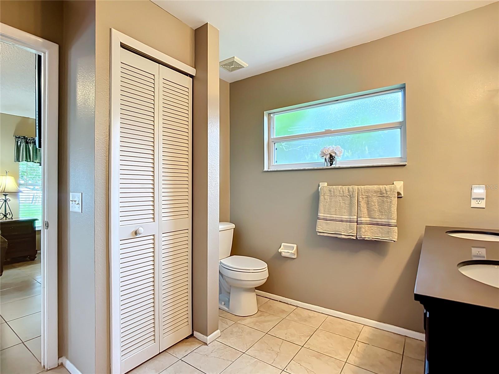 Image 30 of 62 For 1002 50th Street E