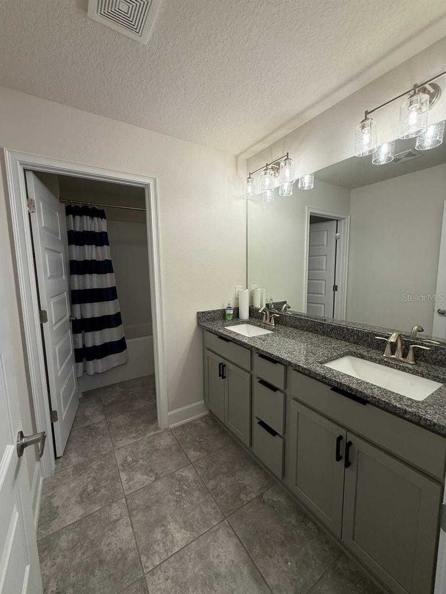 Image 22 of 29 For 3828 Sagefield Drive