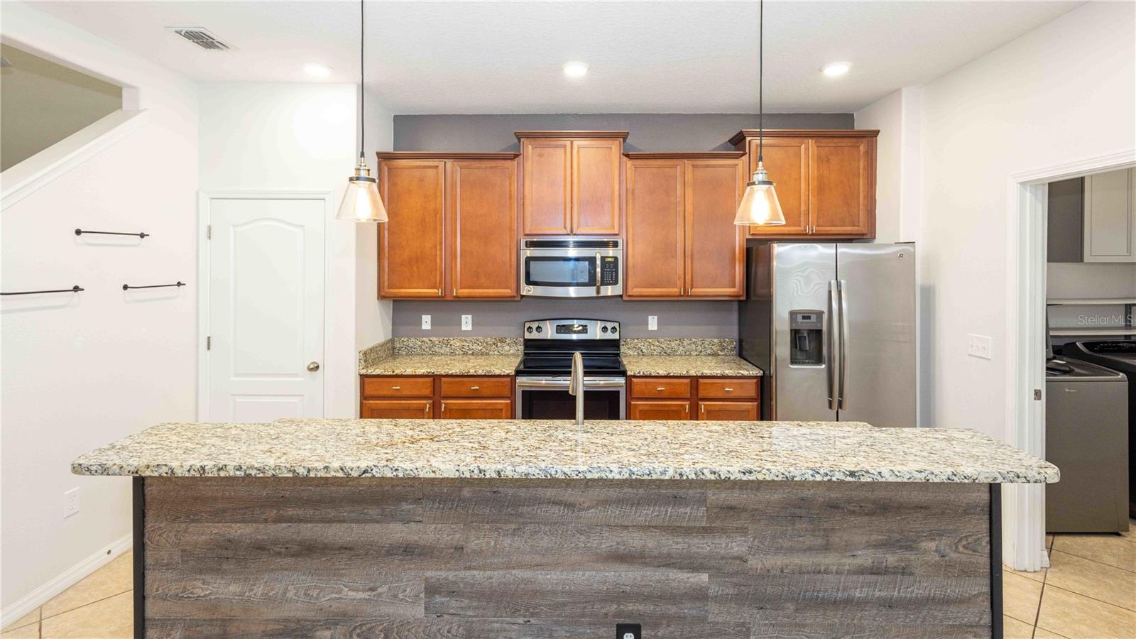 Image 12 of 50 For 14815 Driftwater Drive