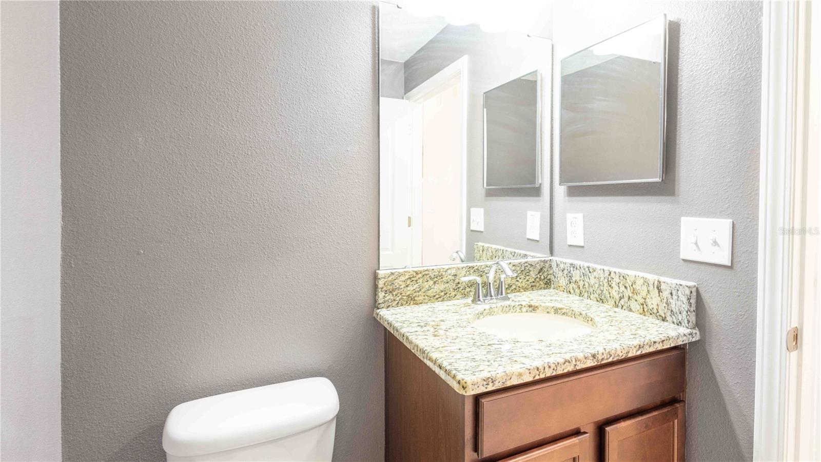 Image 18 of 50 For 14815 Driftwater Drive