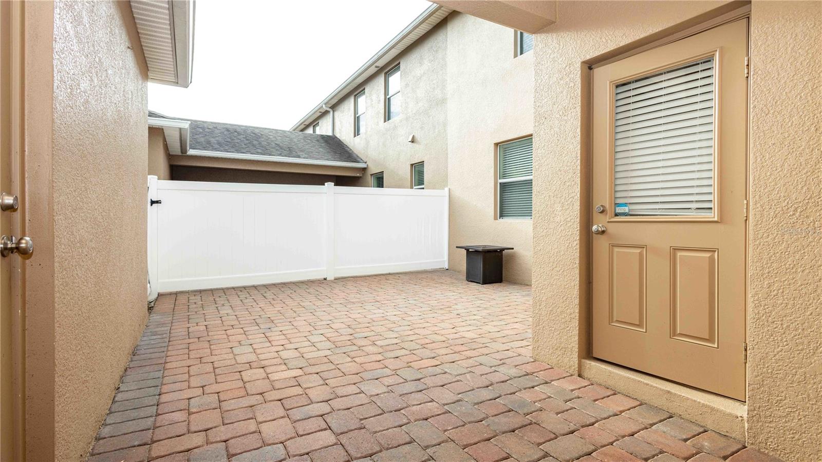 Image 33 of 50 For 14815 Driftwater Drive